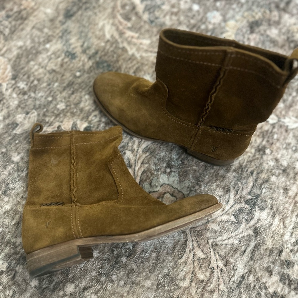 Frye Olive Suede Short Western Ankle Boots